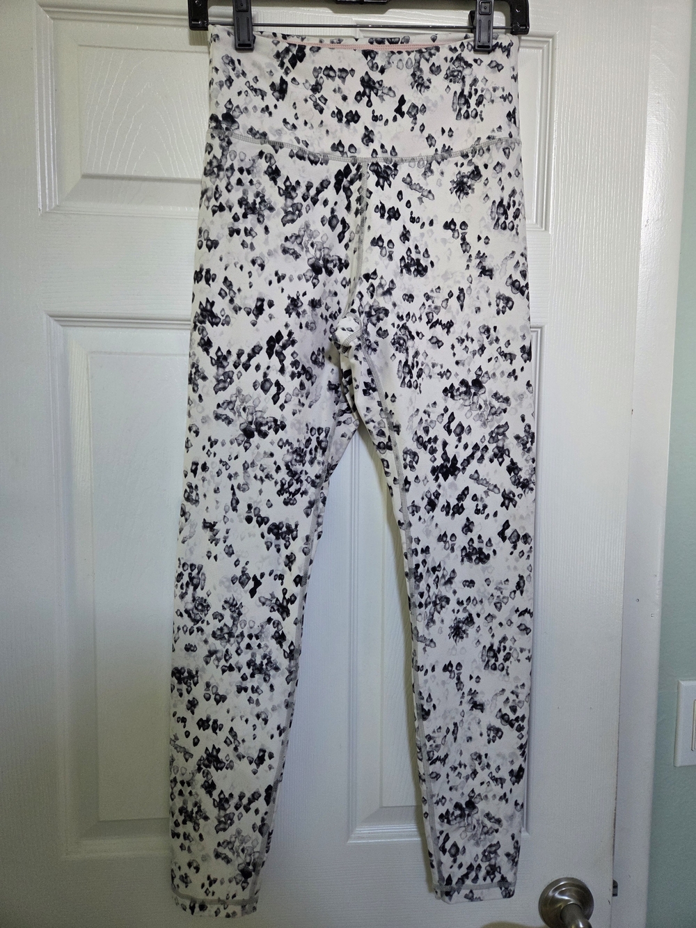 Balance Collection White Leggings with Black Floral Abstract Print
